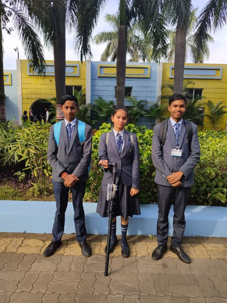 बी.एस.ई रीजनल विज्ञान प्रदर्शनी में तिल्दा के जे.बी.इंटरनेशनल स्कूल के विद्यार्थियों ने राज्य में प्रथम स्थान प्राप्त किया