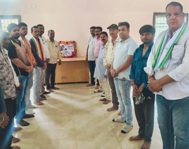 कांग्रेस ने आजाद, गांधी, बघेल की पुण्यतिथि मनाई